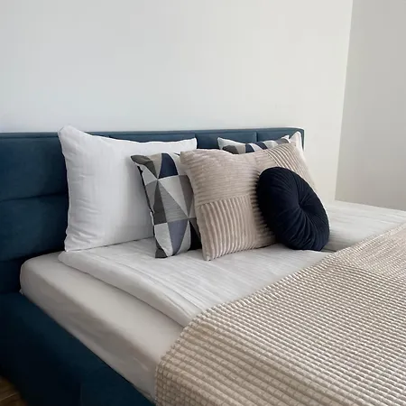 No 14 Apartament *